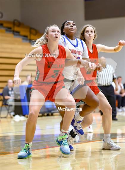 Thumbnail 1 in Grand Oaks vs The Woodlands photogallery.