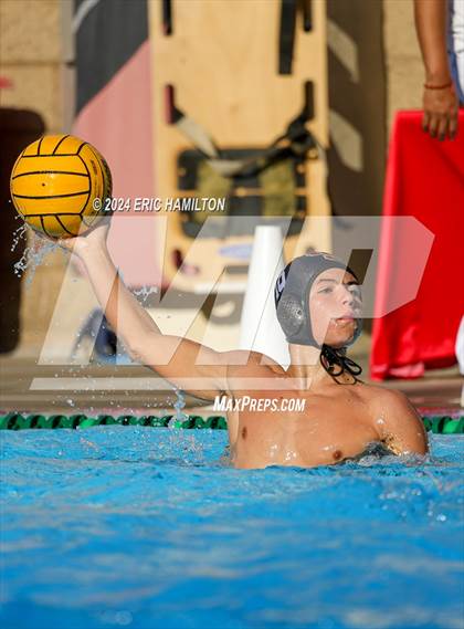 Thumbnail 2 in JSerra Catholic vs. Bishop's photogallery.