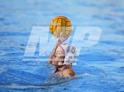 Thumbnail 1 in JSerra Catholic vs. Bishop's photogallery.