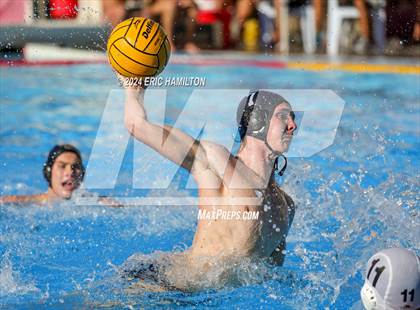 Thumbnail 2 in JSerra Catholic vs. Bishop's photogallery.