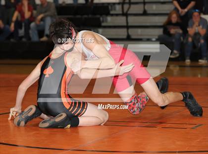 Thumbnail 1 in Logan Elm vs Amanda-Clearcreek photogallery.