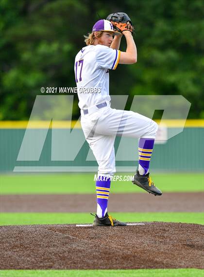 Thumbnail 3 in Marshall @ Hallsville (UIL 5A Quarterfinal) photogallery.