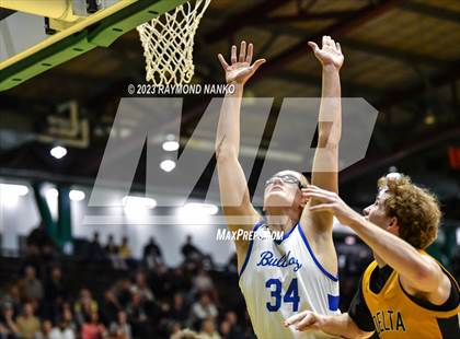 Thumbnail 1 in Delta vs. Centerville (IHSAA 3A Sec 24 Semifinal) photogallery.