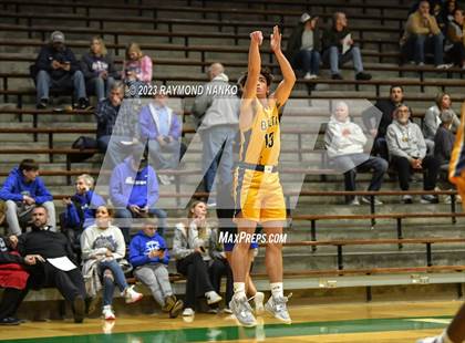 Thumbnail 2 in Delta vs. Centerville (IHSAA 3A Sec 24 Semifinal) photogallery.