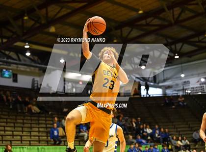 Thumbnail 1 in Delta vs. Centerville (IHSAA 3A Sec 24 Semifinal) photogallery.