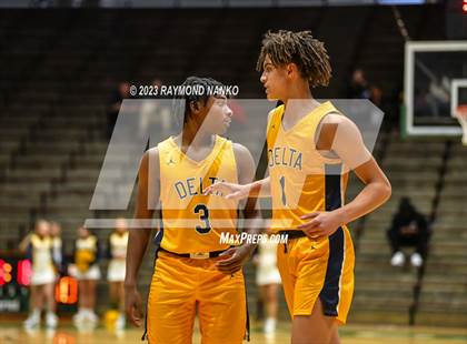 Thumbnail 2 in Delta vs. Centerville (IHSAA 3A Sec 24 Semifinal) photogallery.