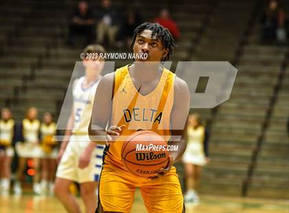 Thumbnail 2 in Delta vs. Centerville (IHSAA 3A Sec 24 Semifinal) photogallery.