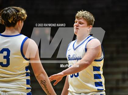 Thumbnail 2 in Delta vs. Centerville (IHSAA 3A Sec 24 Semifinal) photogallery.