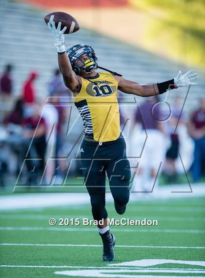 Thumbnail 3 in Garland vs Rowlett photogallery.