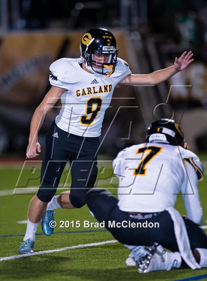 Thumbnail 1 in Garland vs Rowlett photogallery.