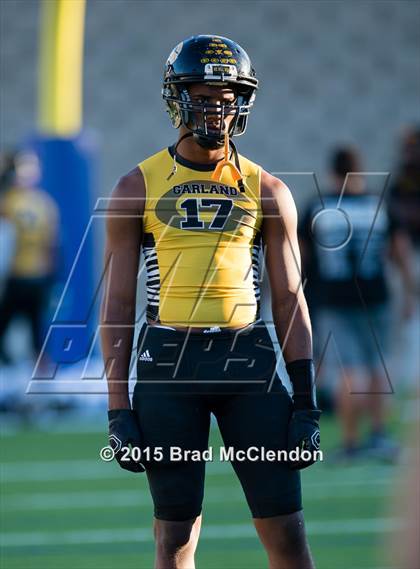 Thumbnail 3 in Garland vs Rowlett photogallery.