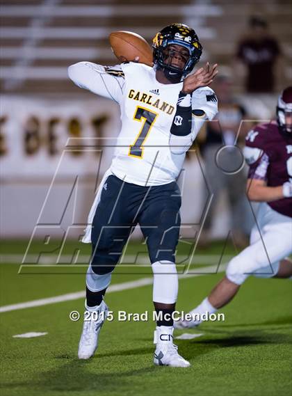Thumbnail 3 in Garland vs Rowlett photogallery.
