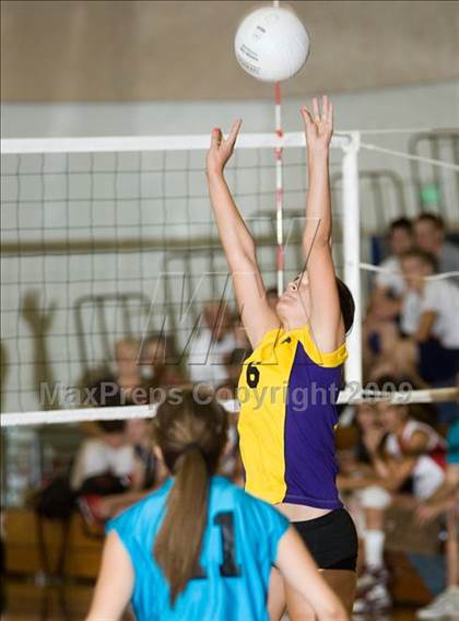 Thumbnail 1 in Escalon @ Modesto Christian photogallery.