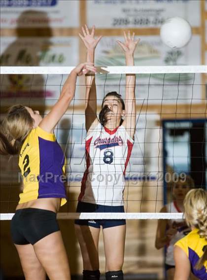 Thumbnail 2 in Escalon @ Modesto Christian photogallery.