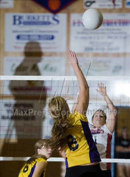 Thumbnail 1 in Escalon @ Modesto Christian photogallery.