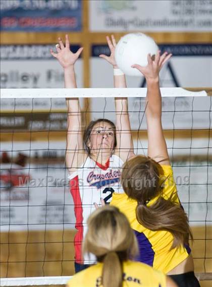 Thumbnail 3 in Escalon @ Modesto Christian photogallery.
