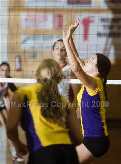 Thumbnail 2 in Escalon @ Modesto Christian photogallery.