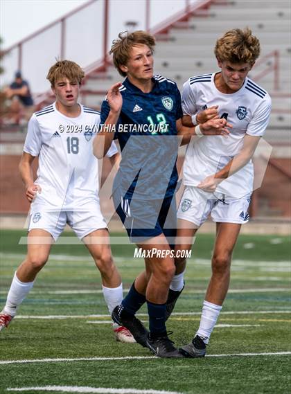 Thumbnail 3 in Valor Christian vs Thunder Ridge photogallery.