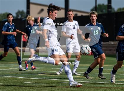 Thumbnail 3 in Valor Christian vs Thunder Ridge photogallery.