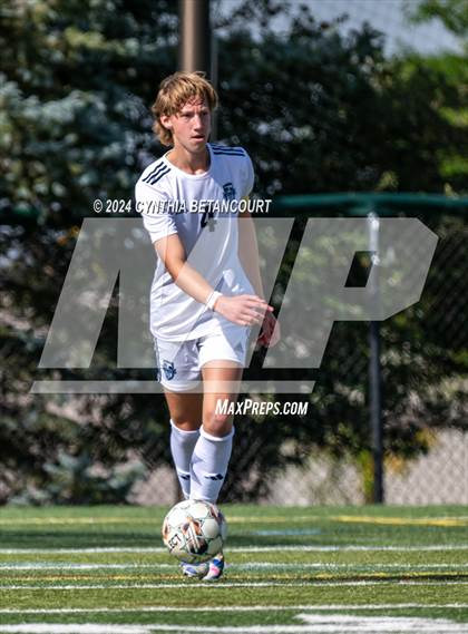 Thumbnail 2 in Valor Christian vs Thunder Ridge photogallery.