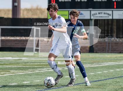 Thumbnail 2 in Valor Christian vs Thunder Ridge photogallery.