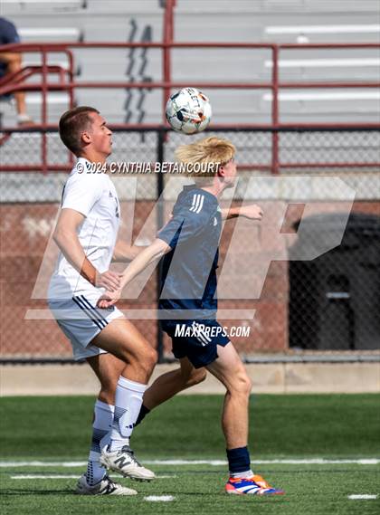 Thumbnail 1 in Valor Christian vs Thunder Ridge photogallery.