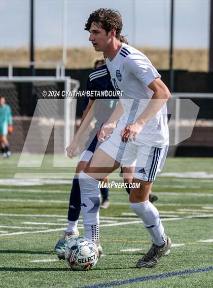 Thumbnail 2 in Valor Christian vs Thunder Ridge photogallery.