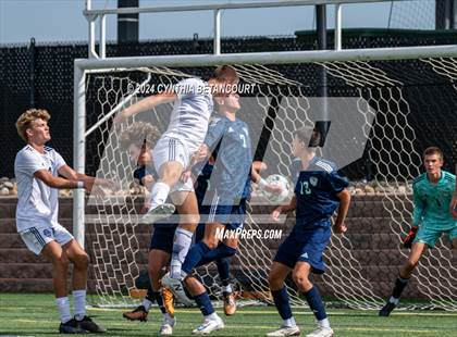 Thumbnail 3 in Valor Christian vs Thunder Ridge photogallery.