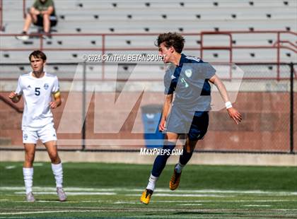 Thumbnail 3 in Valor Christian vs Thunder Ridge photogallery.