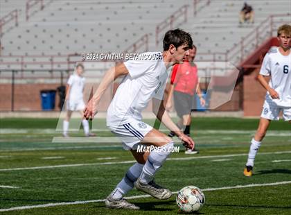 Thumbnail 2 in Valor Christian vs Thunder Ridge photogallery.