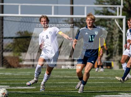Thumbnail 2 in Valor Christian vs Thunder Ridge photogallery.