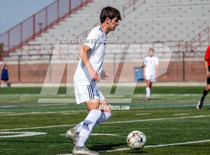 Thumbnail 3 in Valor Christian vs Thunder Ridge photogallery.