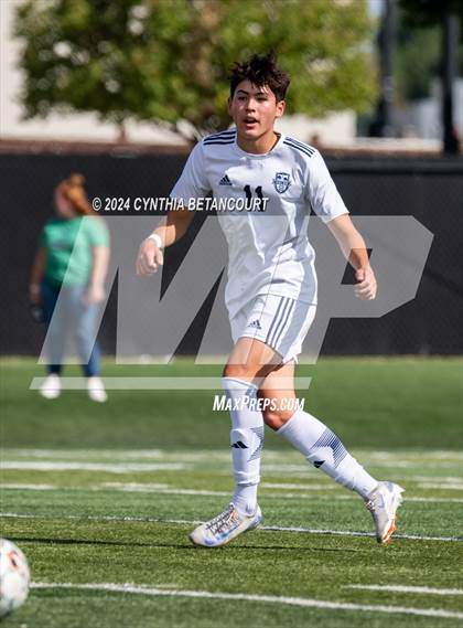 Thumbnail 3 in Valor Christian vs Thunder Ridge photogallery.