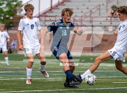 Thumbnail 3 in Valor Christian vs Thunder Ridge photogallery.