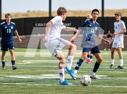Thumbnail 3 in Valor Christian vs Thunder Ridge photogallery.