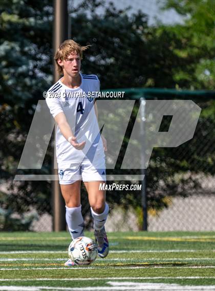 Thumbnail 1 in Valor Christian vs Thunder Ridge photogallery.