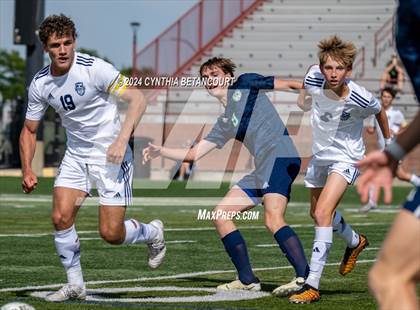 Thumbnail 3 in Valor Christian vs Thunder Ridge photogallery.