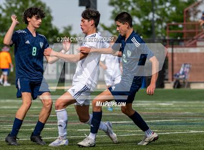 Thumbnail 3 in Valor Christian vs Thunder Ridge photogallery.