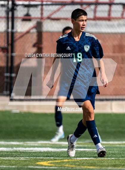 Thumbnail 1 in Valor Christian vs Thunder Ridge photogallery.