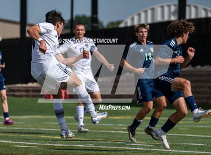 Thumbnail 3 in Valor Christian vs Thunder Ridge photogallery.