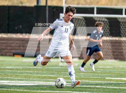 Thumbnail 3 in Valor Christian vs Thunder Ridge photogallery.