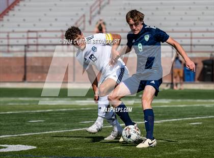 Thumbnail 2 in Valor Christian vs Thunder Ridge photogallery.