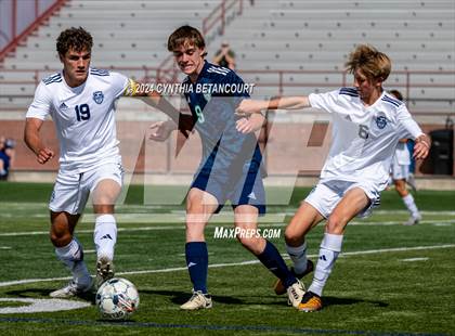 Thumbnail 3 in Valor Christian vs Thunder Ridge photogallery.