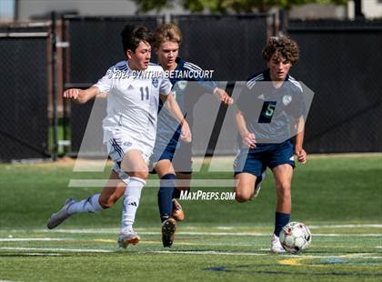 Thumbnail 2 in Valor Christian vs Thunder Ridge photogallery.
