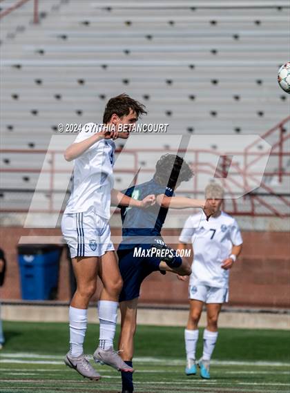Thumbnail 3 in Valor Christian vs Thunder Ridge photogallery.