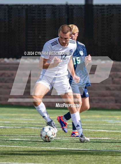 Thumbnail 3 in Valor Christian vs Thunder Ridge photogallery.