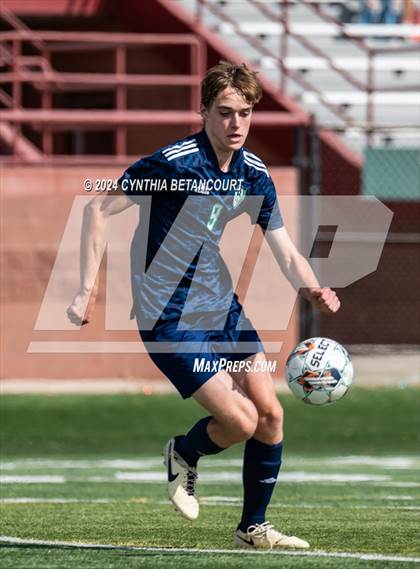Thumbnail 3 in Valor Christian vs Thunder Ridge photogallery.