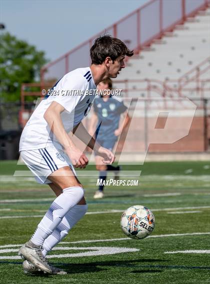 Thumbnail 2 in Valor Christian vs Thunder Ridge photogallery.