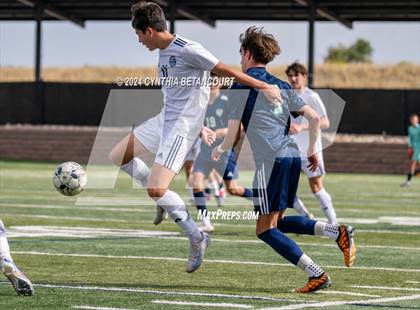 Thumbnail 2 in Valor Christian vs Thunder Ridge photogallery.