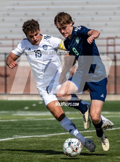 Thumbnail 3 in Valor Christian vs Thunder Ridge photogallery.